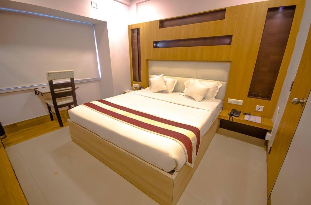 Hotel Q-Inn Kolkata Bagian luar foto