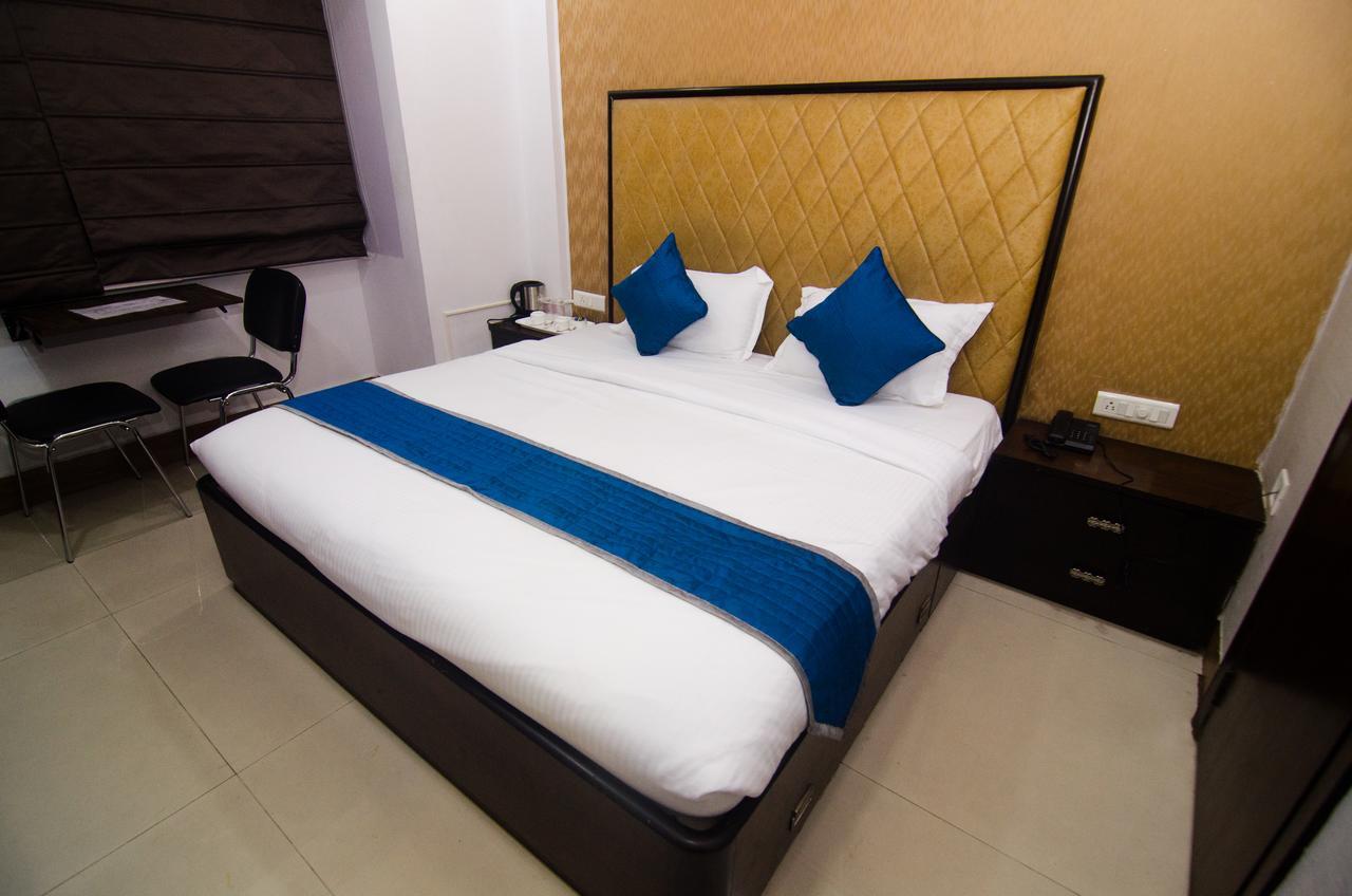 Hotel Q-Inn Kolkata Bagian luar foto