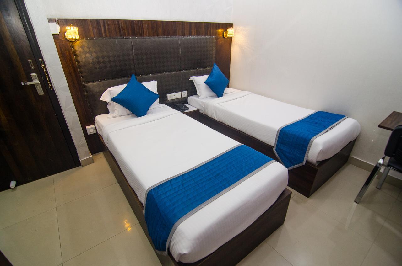 Hotel Q-Inn Kolkata Bagian luar foto
