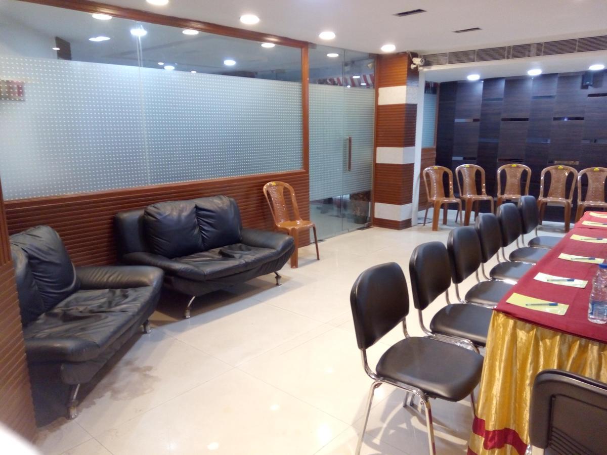 Hotel Q-Inn Kolkata Bagian luar foto